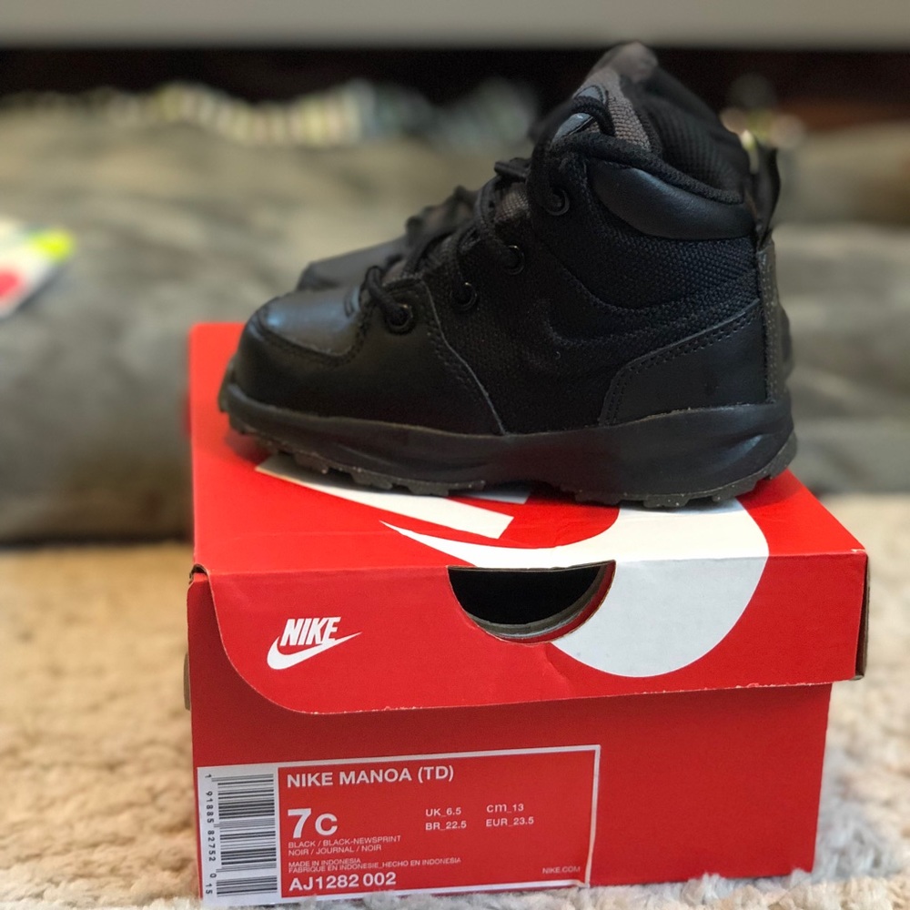 Nike Boots